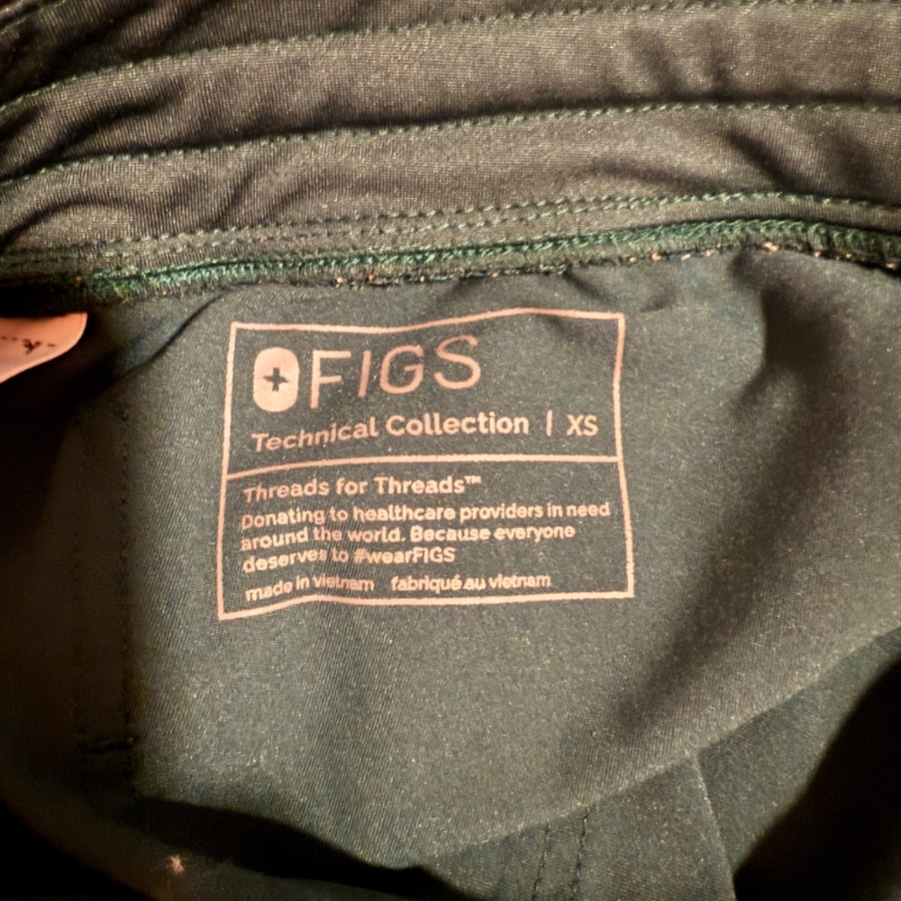 Figs Forest Green Zamora Jogger Scrubs XS - Picture 2 of 2